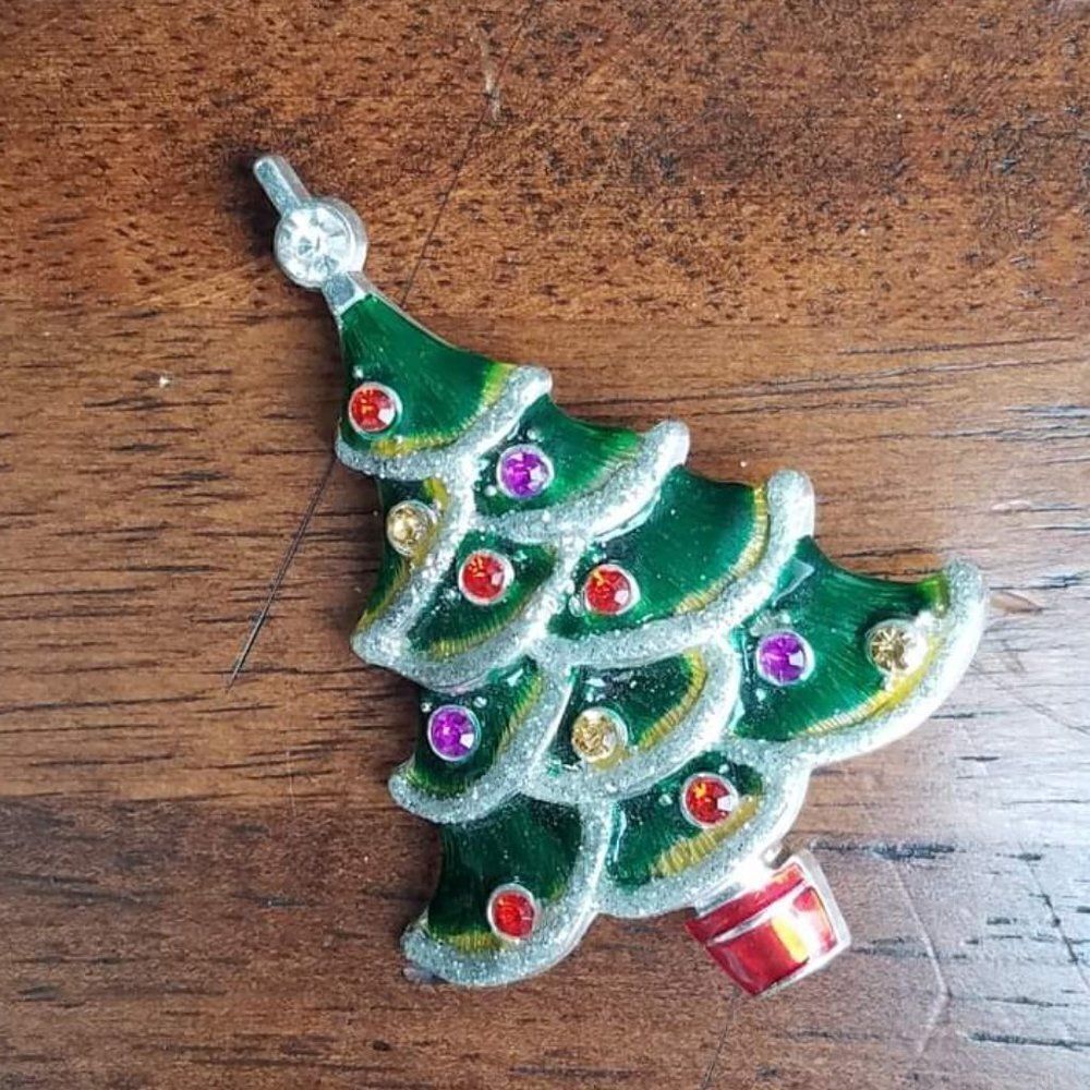 Vintage Enamel Christmas Tree Pin/Brooch